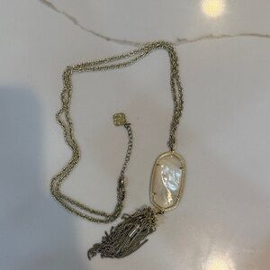 Kendra Scott Gold and Cream Pendant Necklace